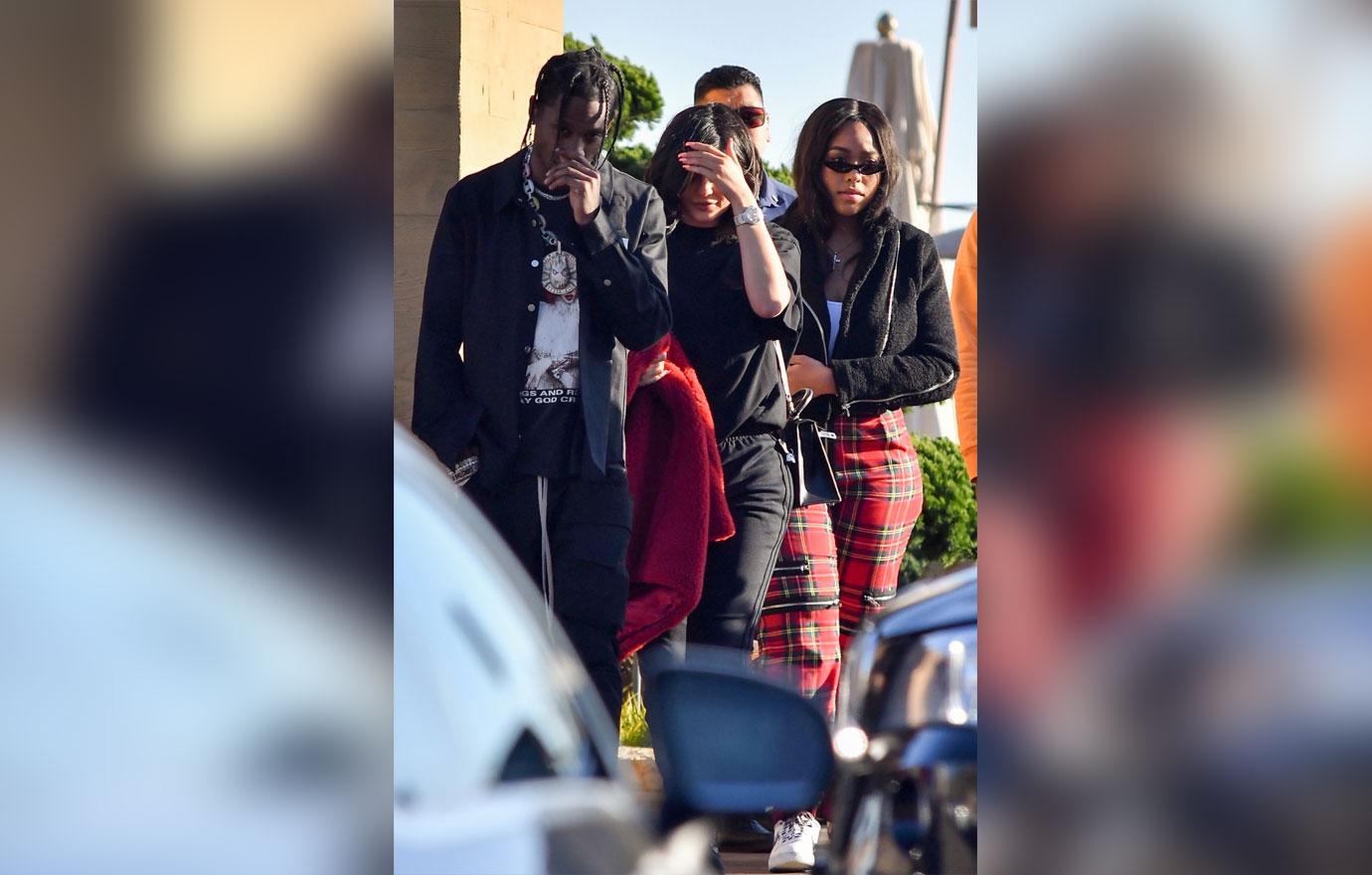 Kylie Jenner Baby Daddy Travis Scott Finally Out Together