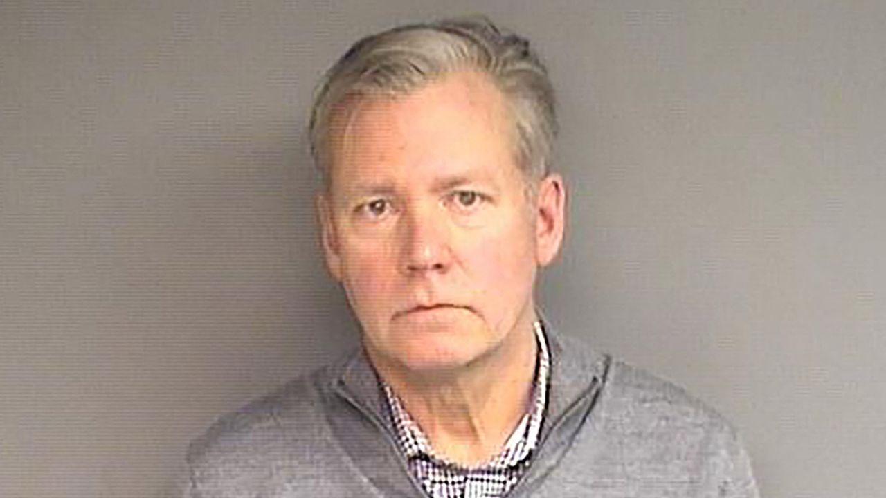Picture of Chris Hansen