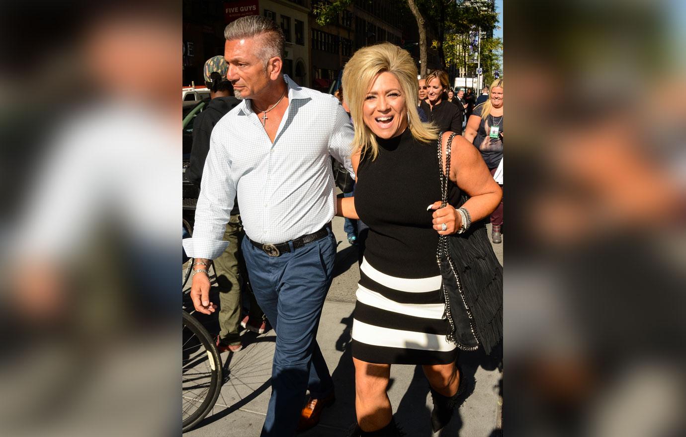 Larry Caputo Looks Worse For Wear After Divorce From 'Long Island Medium' Finalized