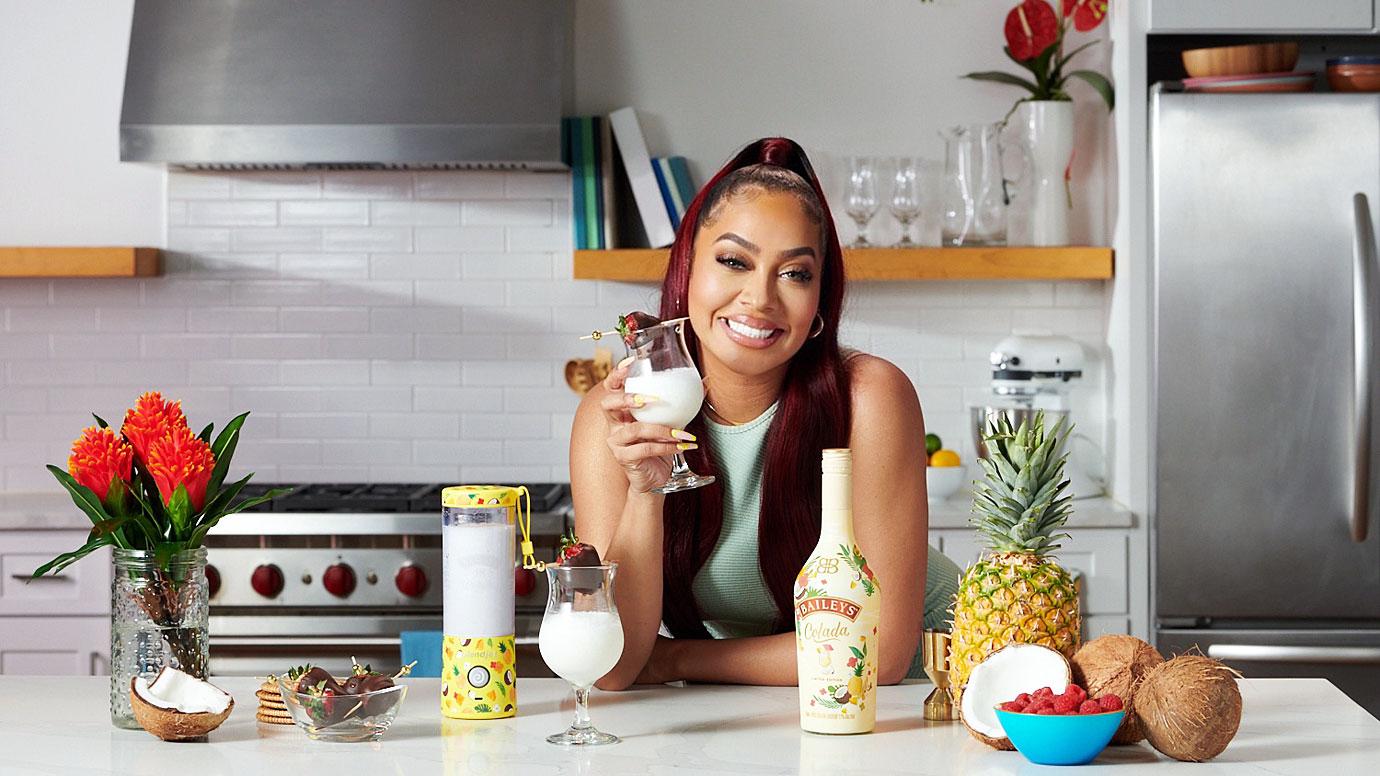 la la anthony baileys colada