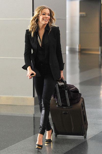 //leann rimes airport