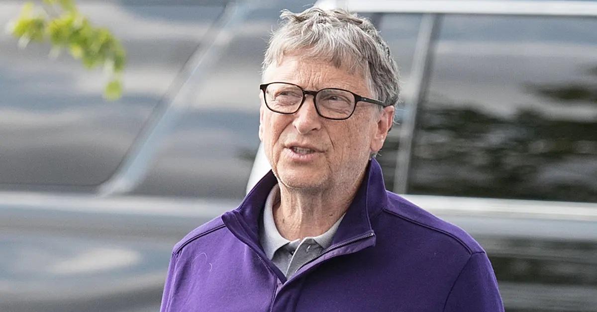 bill gates spotted with mystery woman after melinda divorce