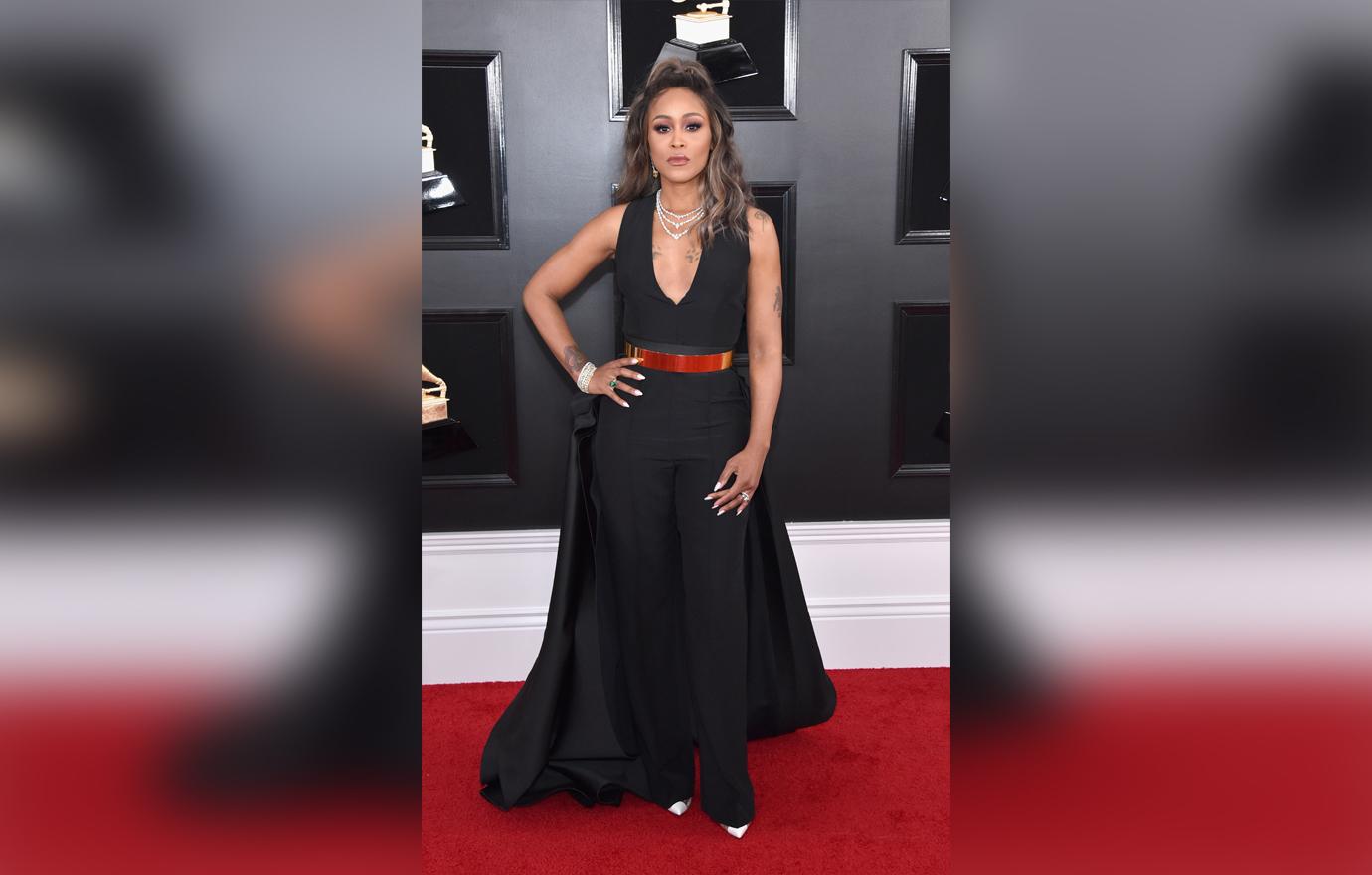 //grammys red carpet arrivals stars celebrities