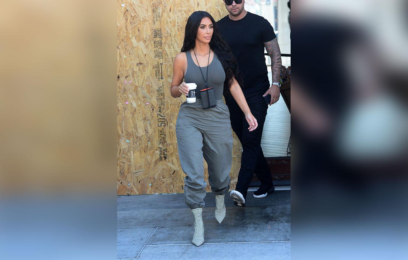 Kim Kardashian Kourtney Film Coffee Shop