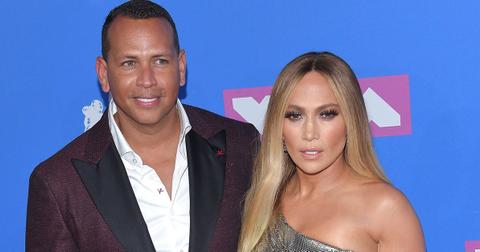 J Lo Reignites A-Rod Breakup Rumors By Slipping Off Engagement Ring