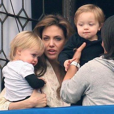 vivienne and knox jolie pitt