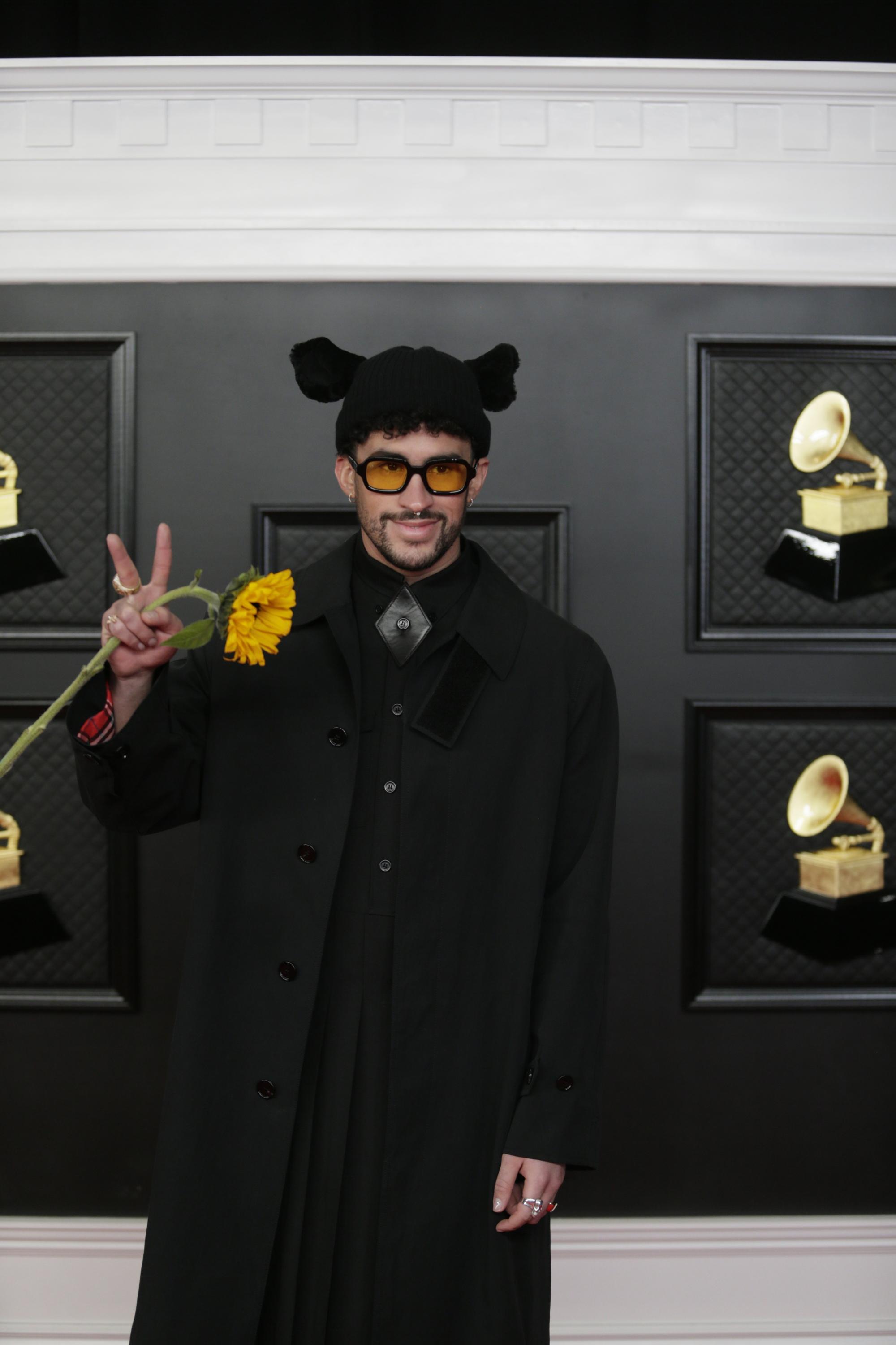 grammys  red carpet bad bunny