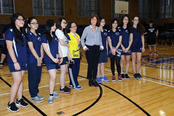 //Susan Sarandon Schools NYC Students