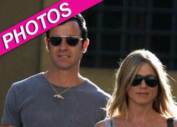 //jennifer aniston justin theroux rome vatican