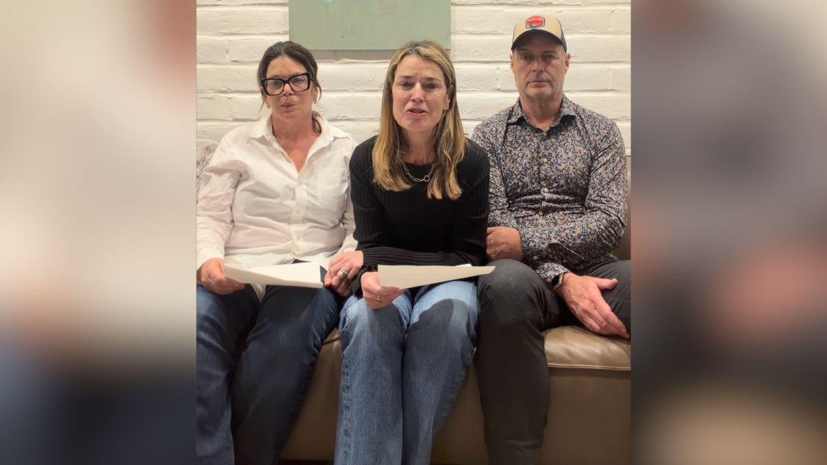 Photo of Savannah Guthrie and siblings