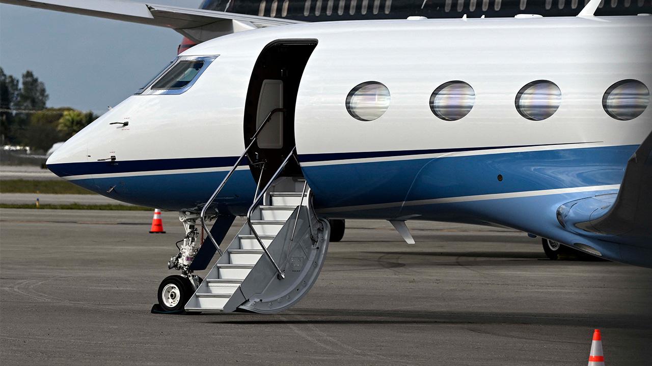 Staffers and journalists left behind on Air Force One became decoys as the president flew out quietly. 