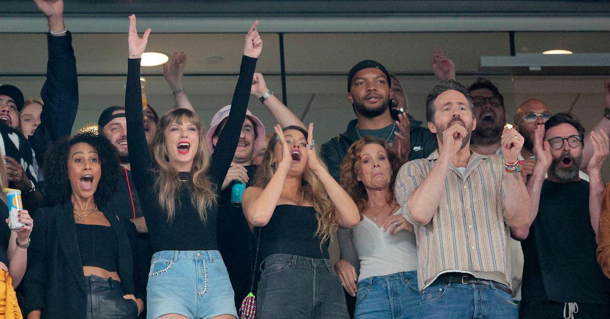 Photo of Taylor Swift, Blake Likvely and Ryan Reynolds. 