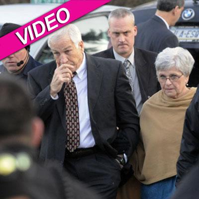 //jerry sandusky walking_