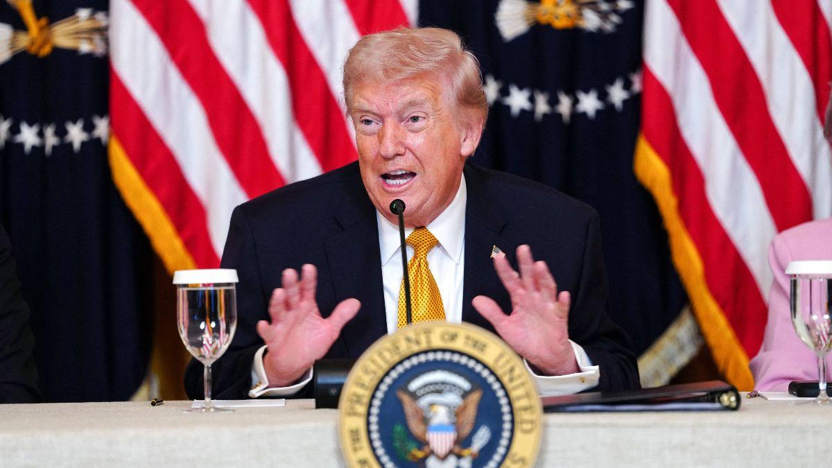 image of Critics slammed the moment as 'painful to watch,' accusing Trump of turning a health crisis into a brag.