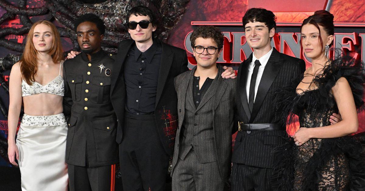 picture of Stranger Things cast