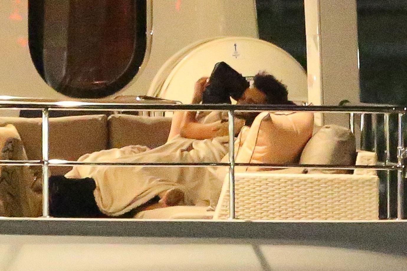 //selena gomez the weeknd dating kiss pda yacht