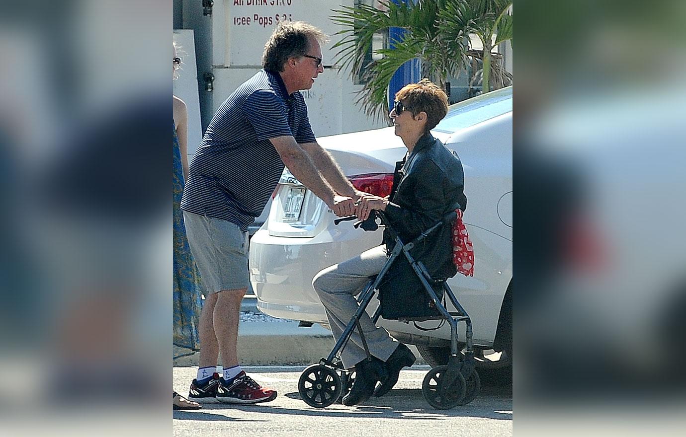 //tom cruise mother dead scientology wheel chair oxygen last photo