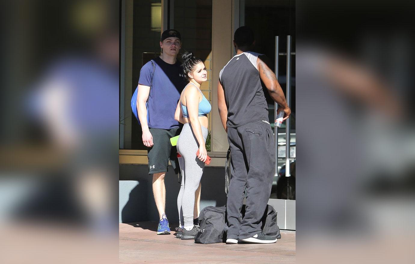 Scantily Clad Ariel Winter Exercises With Boyfriend Levi Meaden