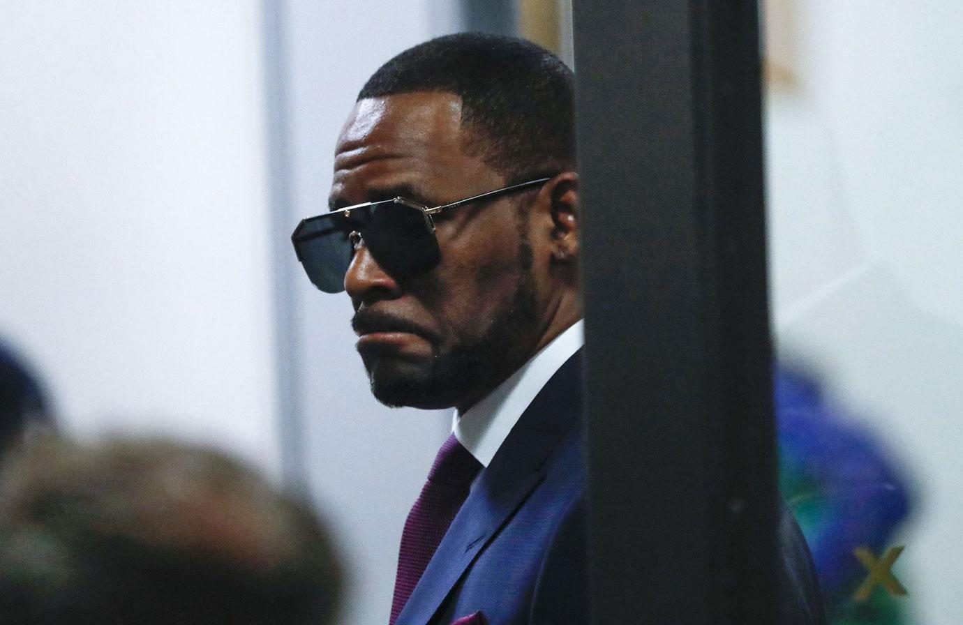 r kelly rkelly jury  men  women sex trafficking prison time