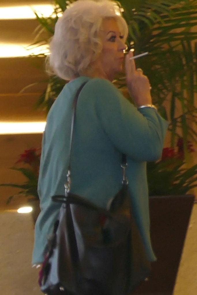 Diabetic Chef Paula Deen Caught Smoking!