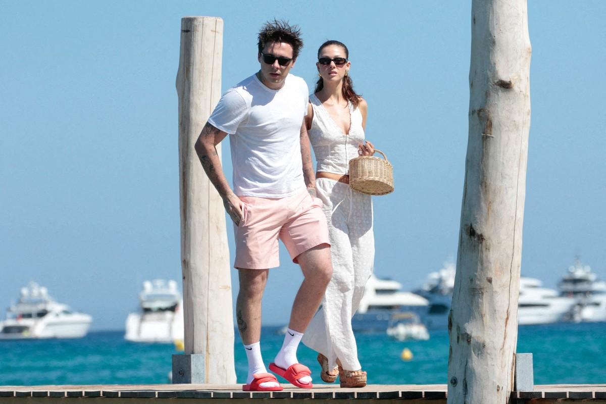 Peltz and Brooklyn are allegedly trying to conceive, intensifying concerns for Victoria and David Beckham.