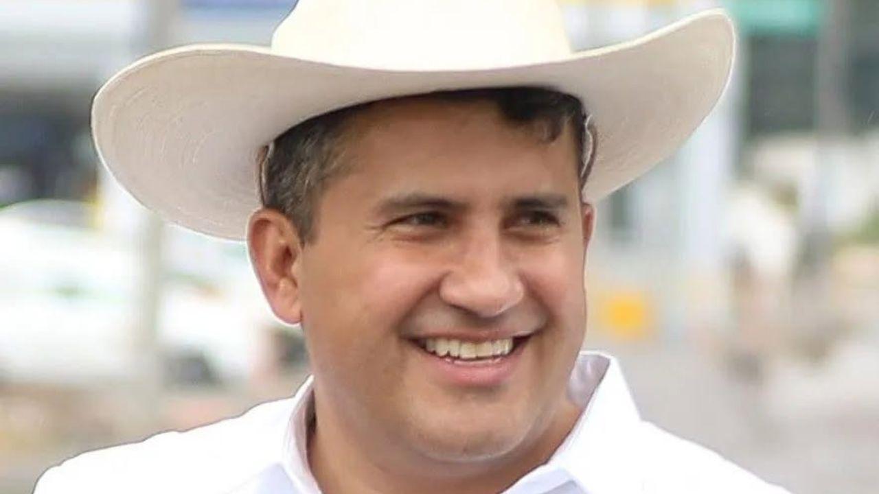 A photo of Carlos Manzo