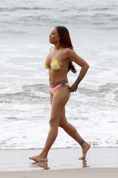 From The Bedroom To The Beach Sex Tape Star Mimi Faust Shows Off Her Body Of Work In L A