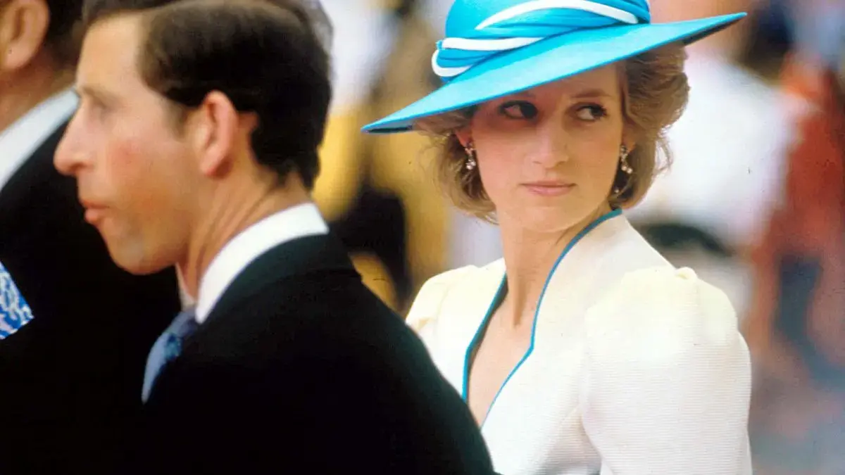 Photo of Princess Diana and Prince Charles