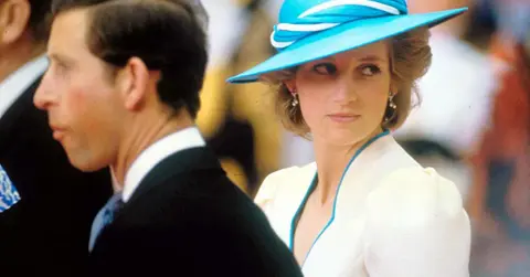 Photo of Princess Diana and Prince Charles