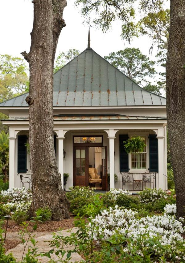 Paula Deen Selling Savannah Home