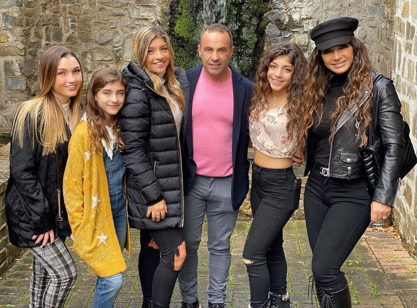 Joe Giudice and Teresa Giudice With Their Daughters In Italy