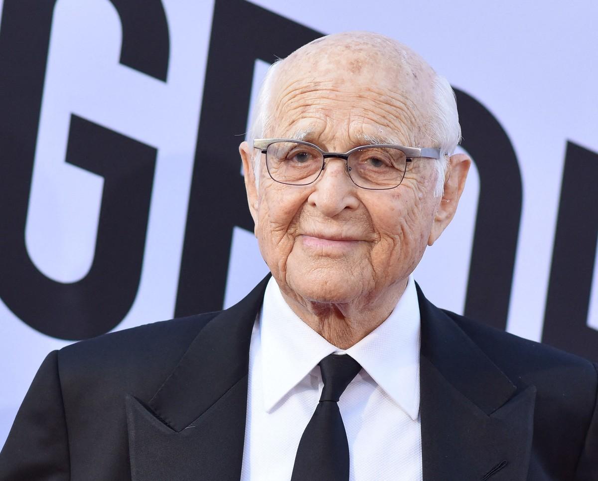 Norman Lear's influence left Bertinelli feeling intimidated as she learned to act on the sitcom.