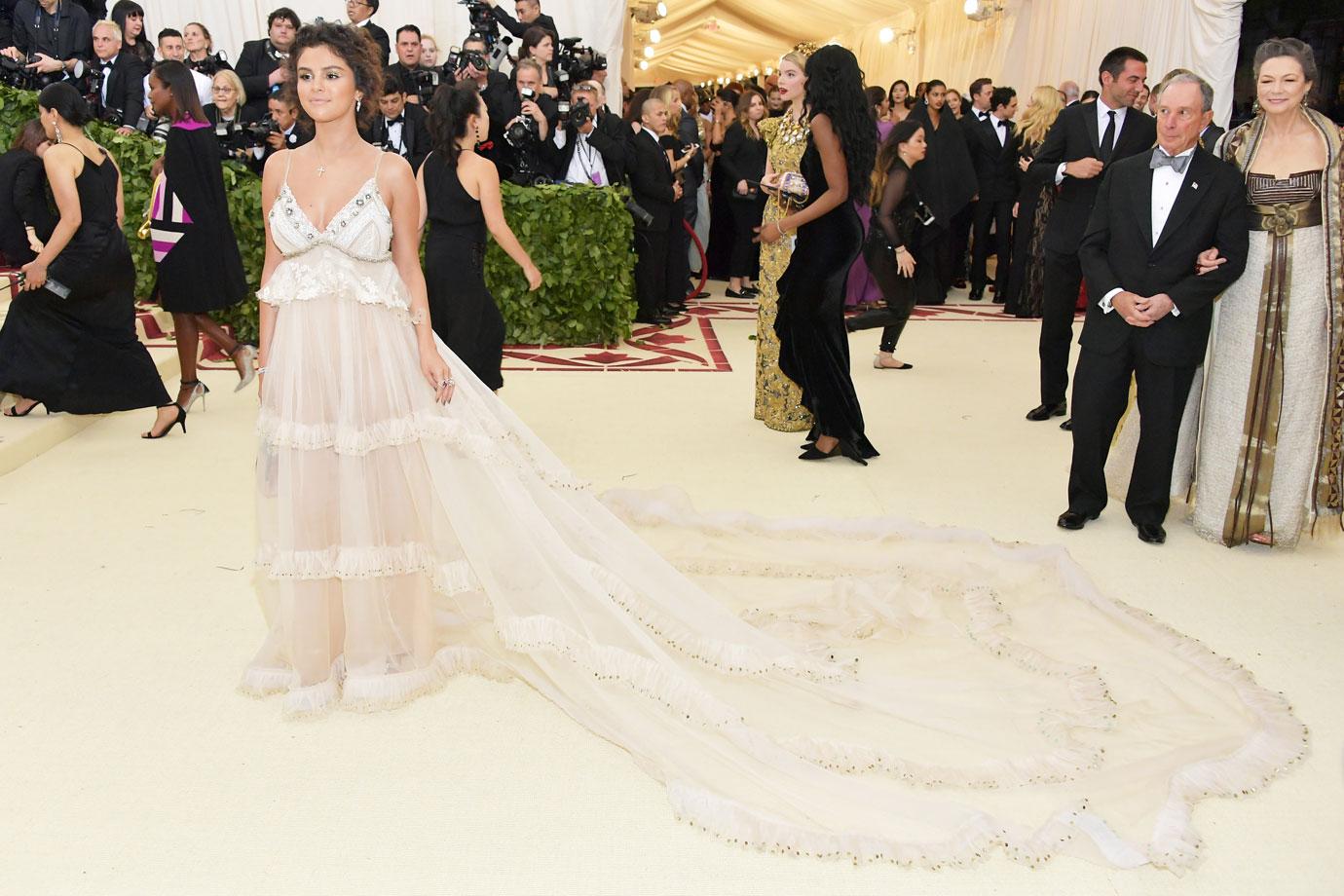 //met gala ball  celebrity red carpet arrivals