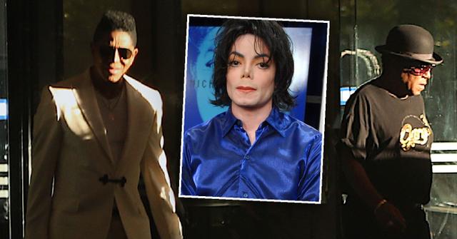 Jacksons Perform After Wade Robson Michael Molestation Claims
