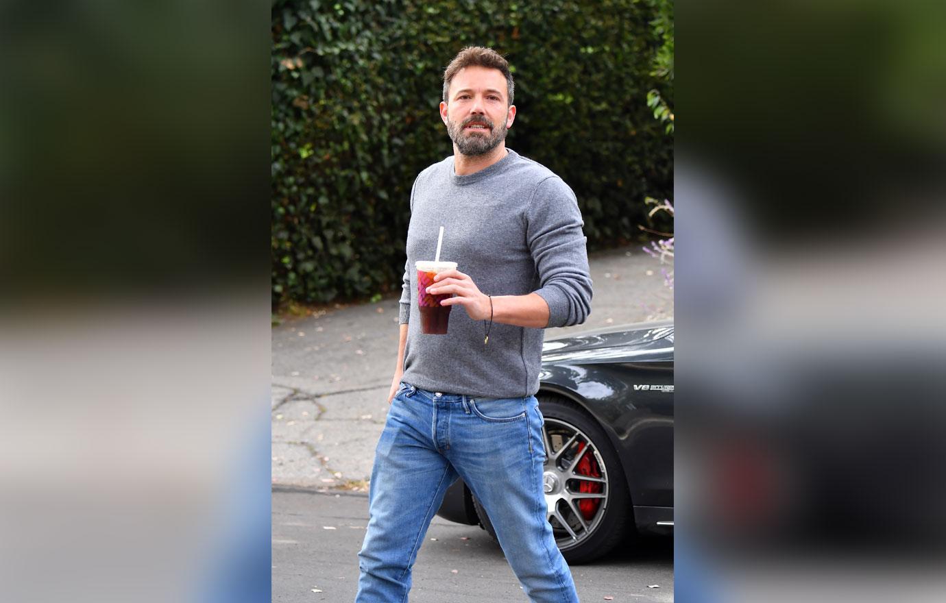 Ben Affleck At Jennifer Garner’s House After Drunken Night Out