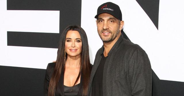 Kyle Richards and Mauricio Umansky Issue Statement Confirming Separation