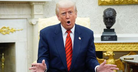 Trump's Oval Office Bling Exposed as 'Knockoff' $60 Plastic Sprayed Gold