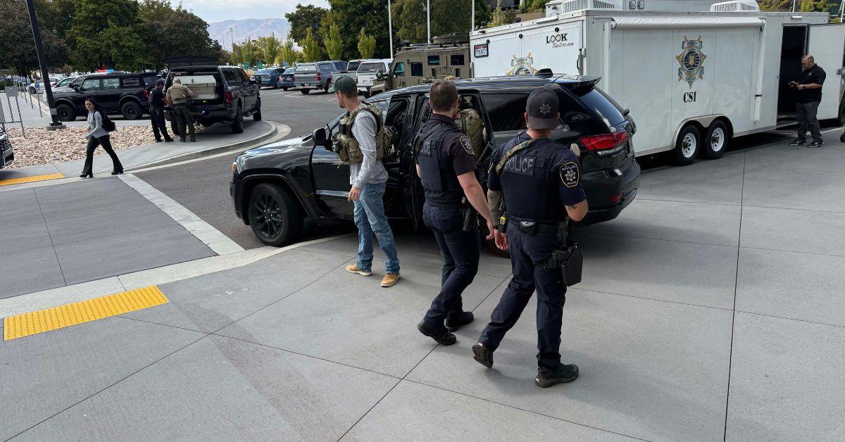 picture of the scene in Utah after Charlie Kirk shooting