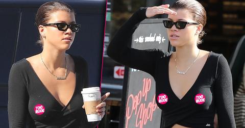 //scott disick girlfriend sofia richie no bra pp
