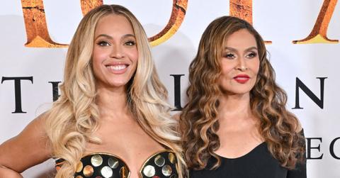 Photo of Beyoncé and Tina Knowles.