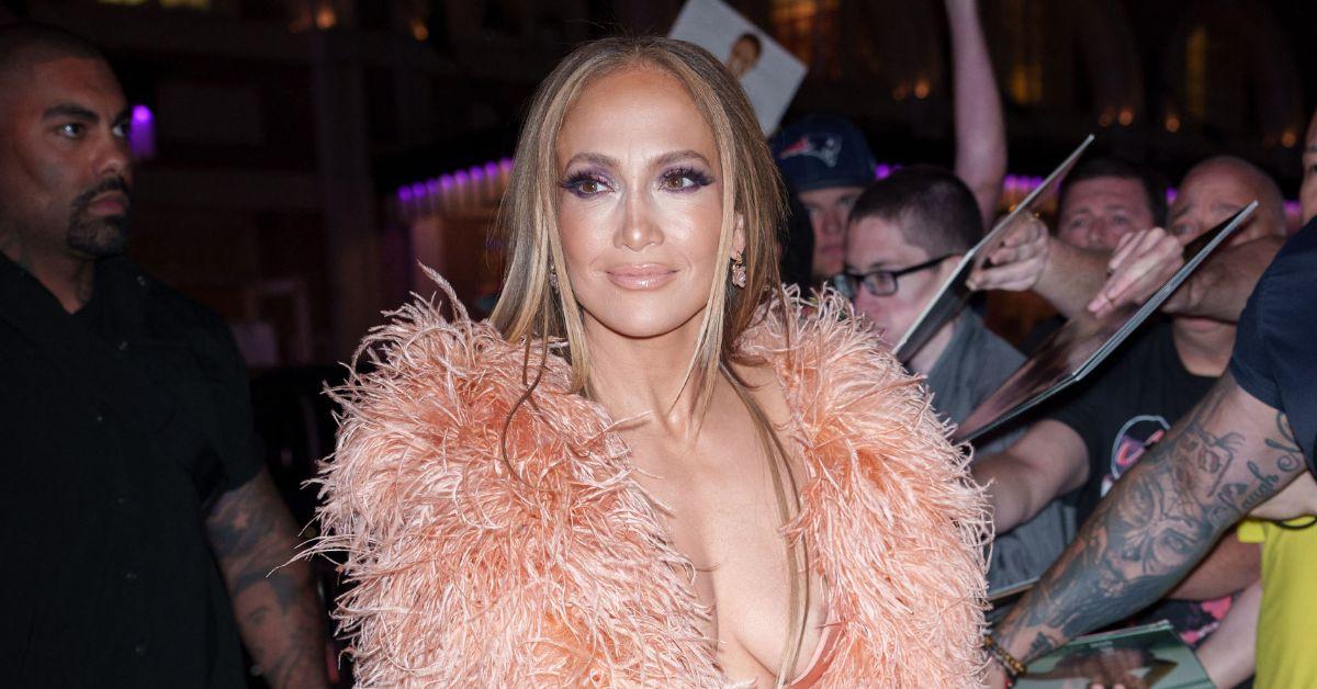 jennifer lopez flop boobs plastic surgery adjustment