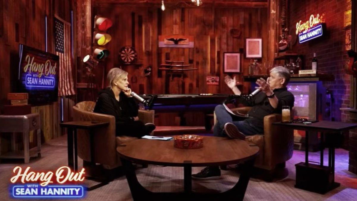 Nancy Grace recalled 'howling' with grief after her fiancé's death.