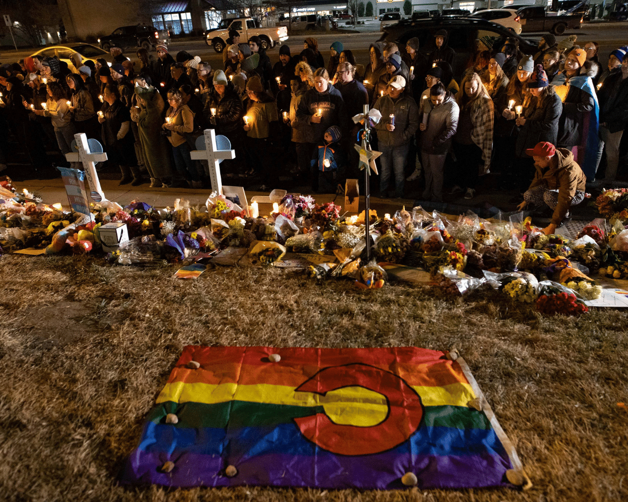 Video Of Colorado Springs' Shooter's Father Being Repeatedly Kicked In