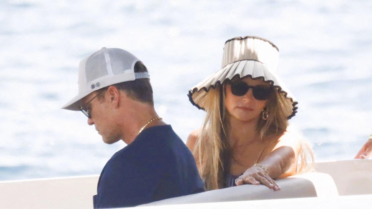 Photo of Tom Brady and mystery woman