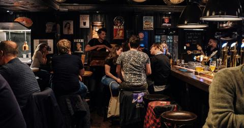 atalnta bar unsplash