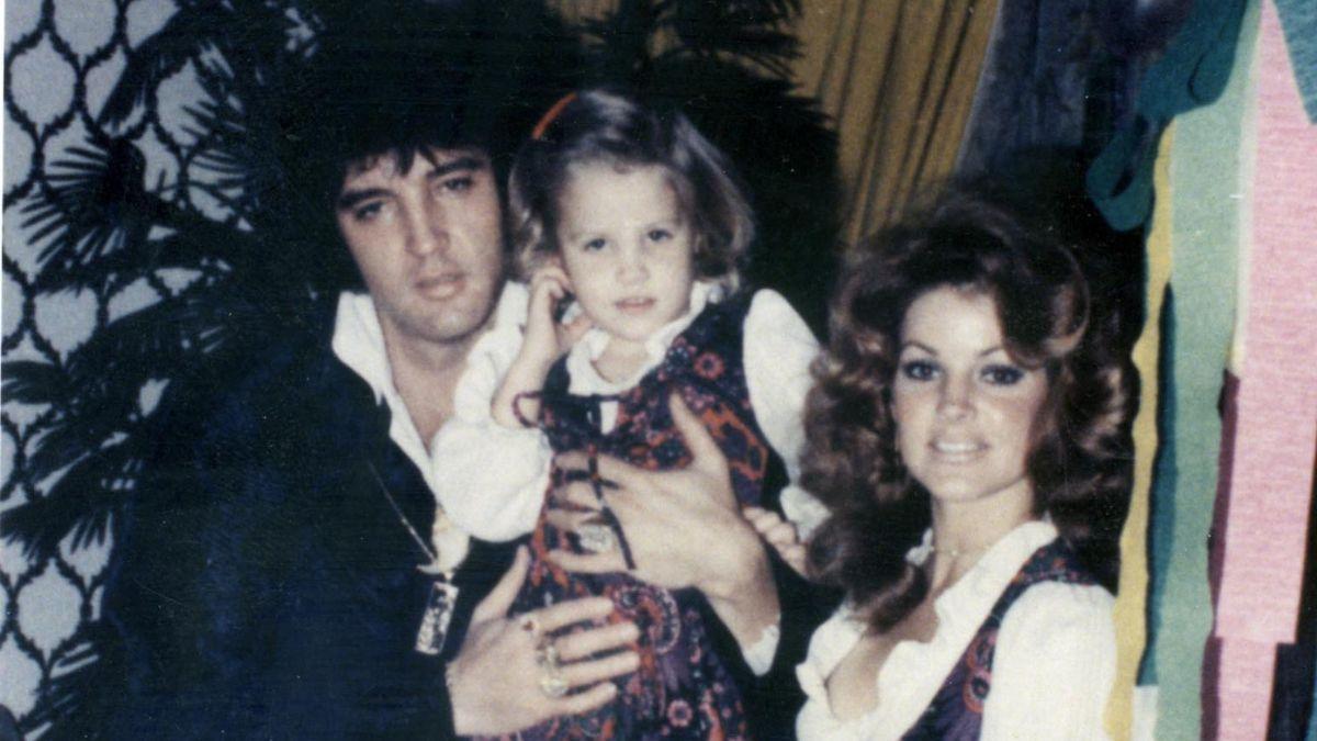 Photo of Elvis, Priscilla and Lisa Marie Presley