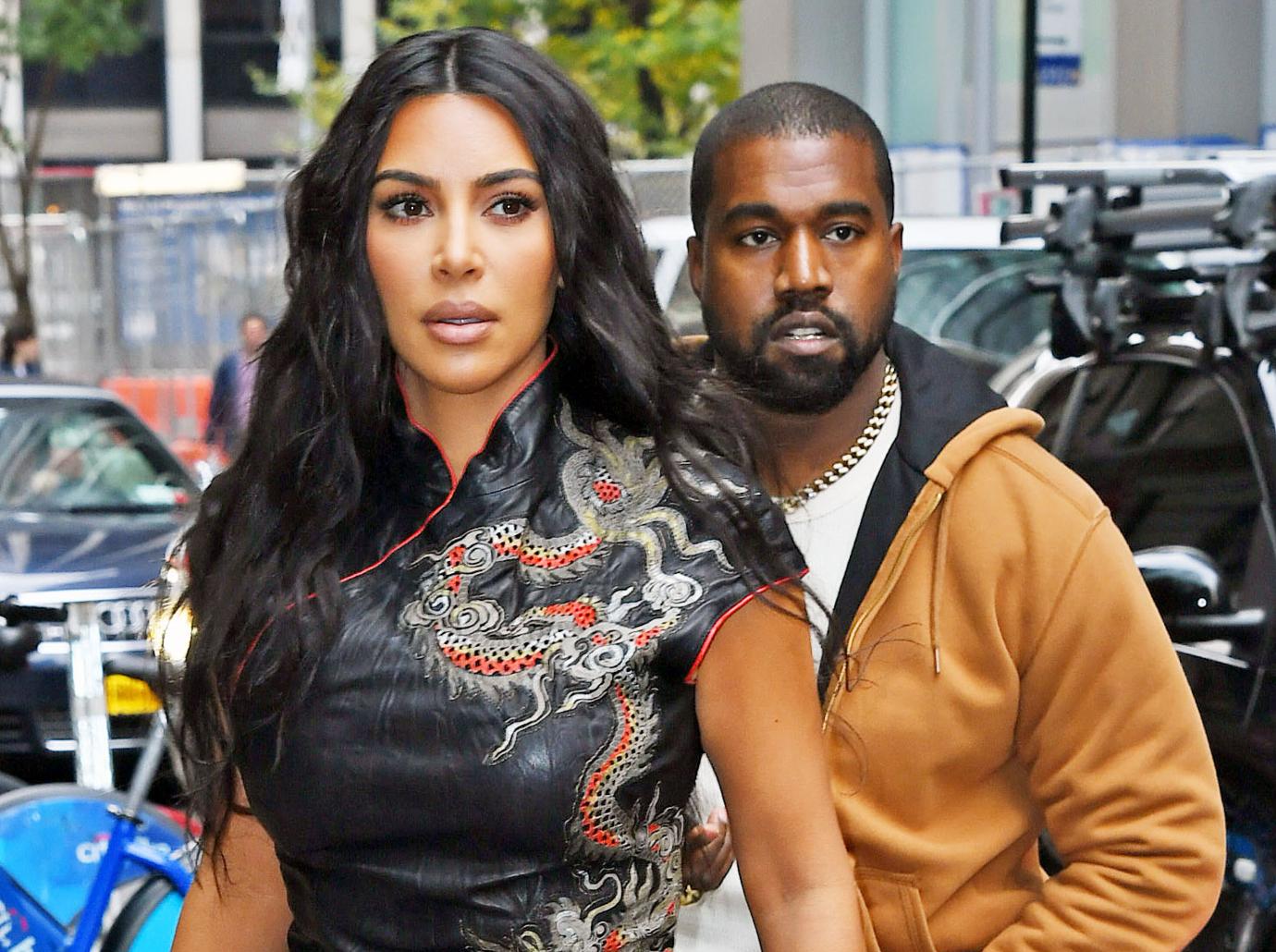 Kim Kardashian Doesn't Object To U.S. Government Seizing Roman Statue(02)