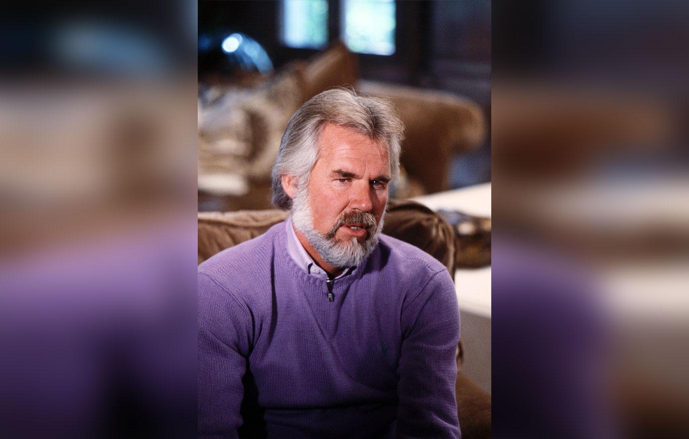 Kenny Rogers Secrets And Scandals Revealed