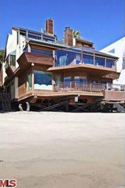 //britney spears ocean front malibu house _ _