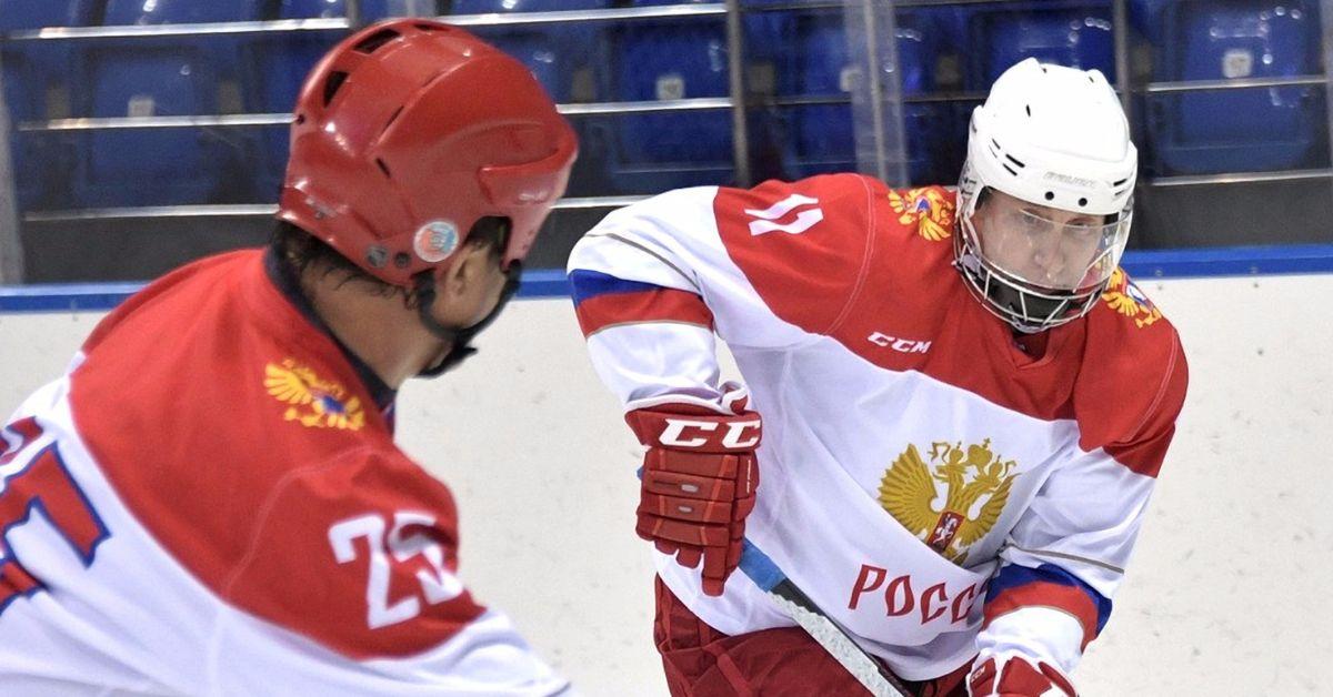 Putin Pulls Out Of Hockey Game, Creating Further Health Concerns